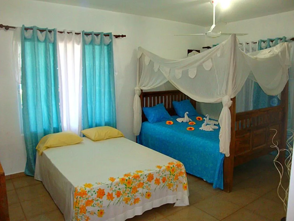 El Malecon B&B Hotel Cabrera Bed & Breakfast
